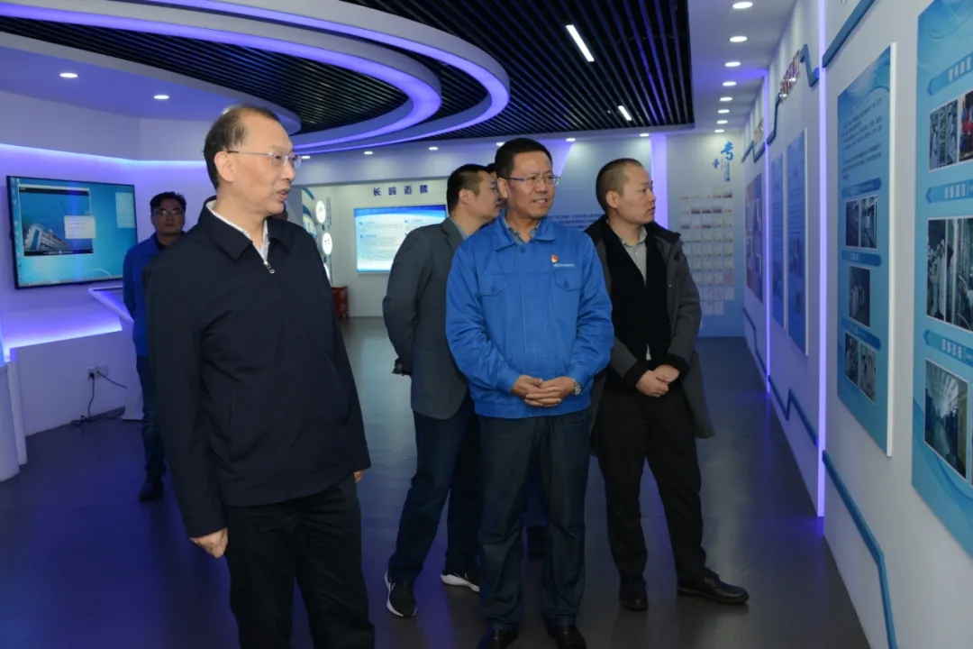 1634556266853890.jpg 640.webp (9).jpg